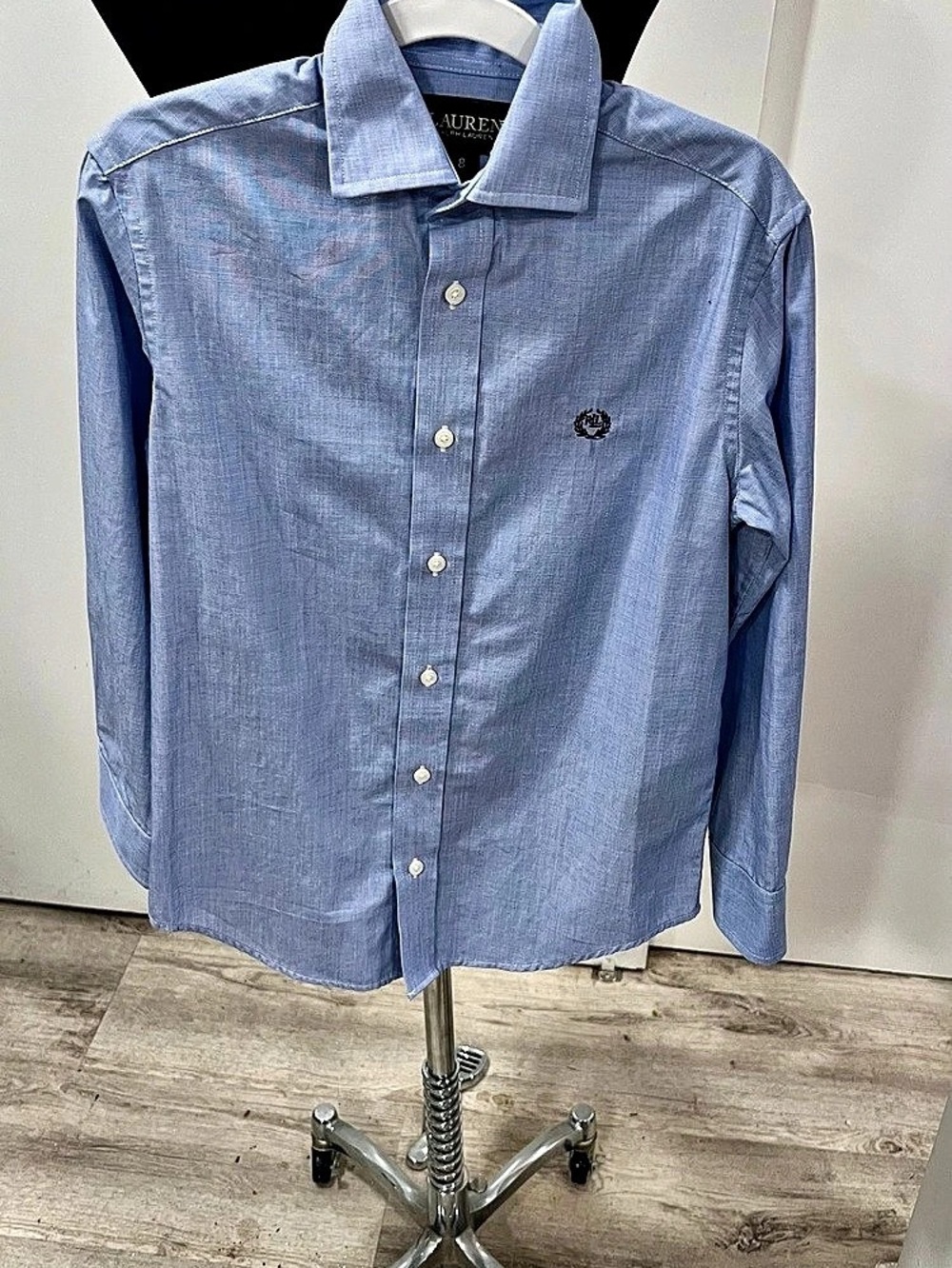 Lauren Ralph Lauren Button Down Shirt in Blue Size 8 Like New worn once